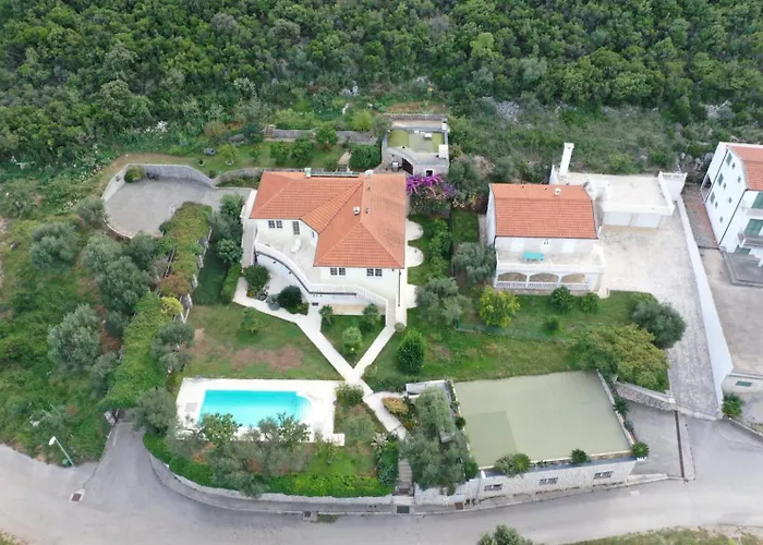 Pensjonat Valentina 3*